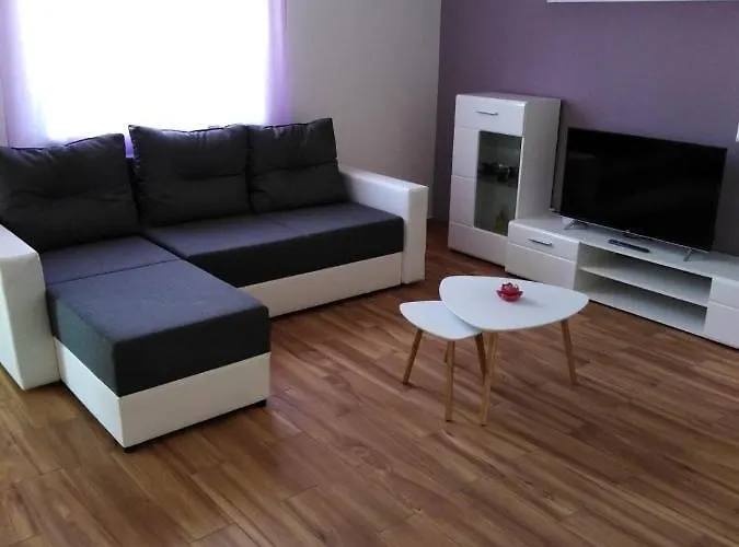 17596a Apartman *